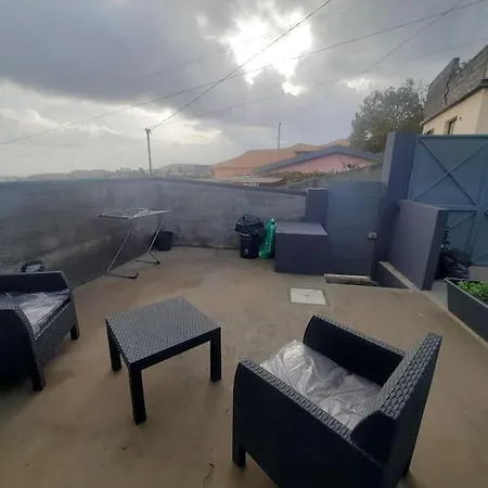 Casa Acolhedora Com Patio Exterior, Bem Localizada * فونشال