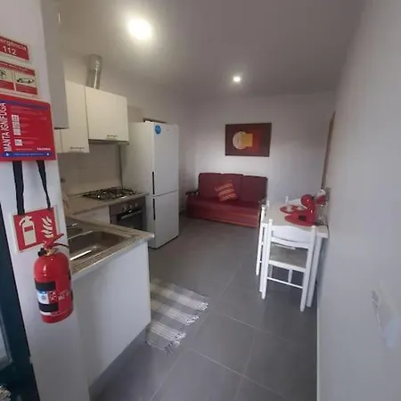 شقة Casa Acolhedora Com Patio Exterior, Bem Localizada *